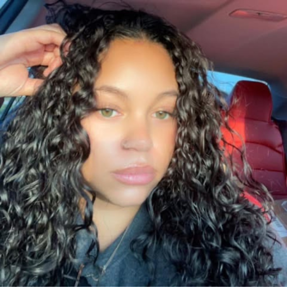 Meet your Posher, Ulana